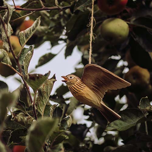 DecoBird - Fliegende Feldlerche