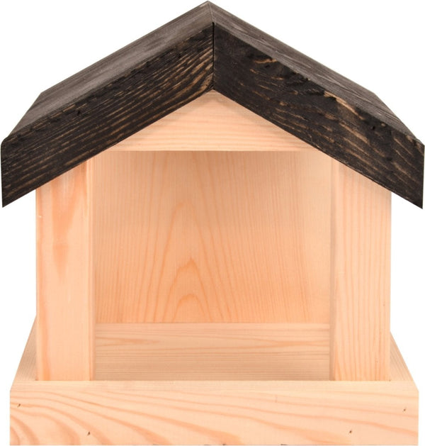 Wall feeding house