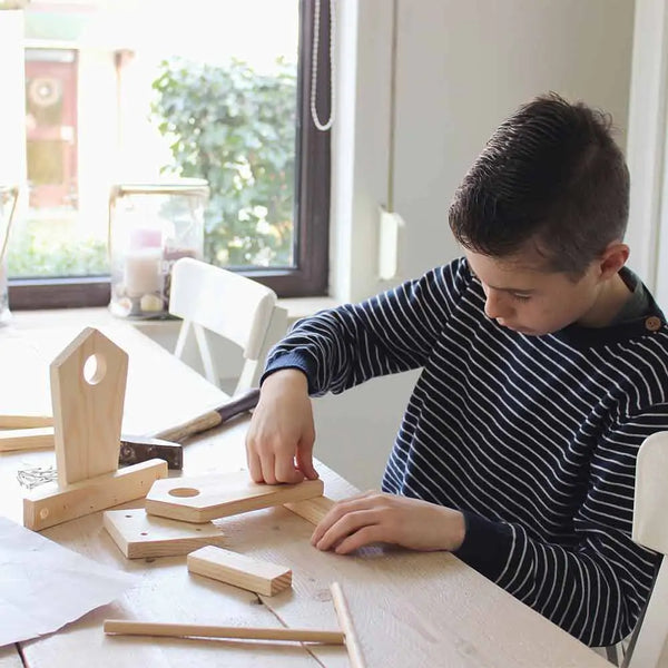 Jinto bird feeder construction kit