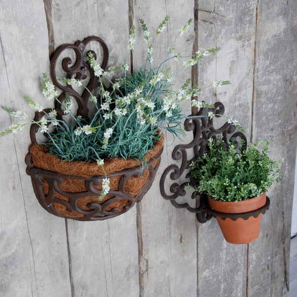 Wall hanging classic