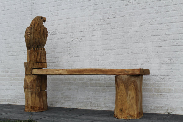 Sculpturen Bank arend