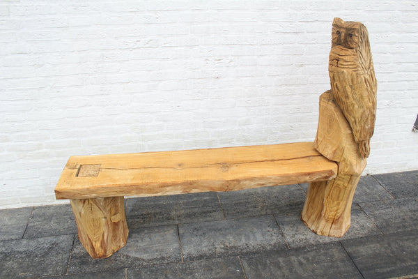 Sculpturen Bank uil