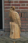 Houtsculptuur arend