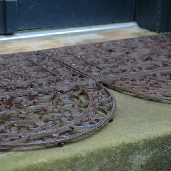 Esschert Design Halfronde Gietijzeren Deurmat – Antieke Victoriaanse stijl, 67 × 35 × 2 cm