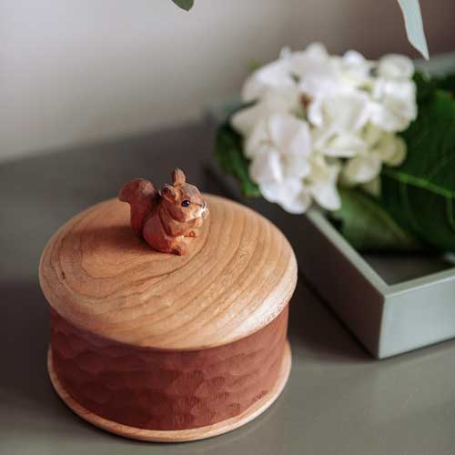 Wooden box squirrel