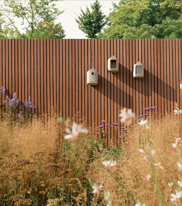 Gemütliches Vogelhaus Pilz beige – Nistkasten für Kohlmeisen & Blaumeisen | Nachhaltiger recycelter Kunststoff & wetterfest