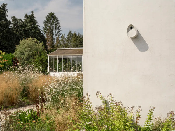 Essential vogelhuisje fibrous grey – nestkast voor koolmezen & pimpelmezen | Duurzaam gerecycled kunststof & weerbestendig