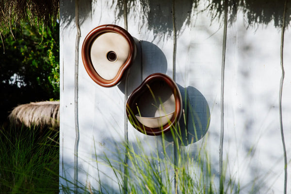 Organic vogelvoeder kastanje bruin – vogelvoerhuisje & vogelbad voor tuin & balkon | Duurzaam gerecycled kunststof & weerbestendig