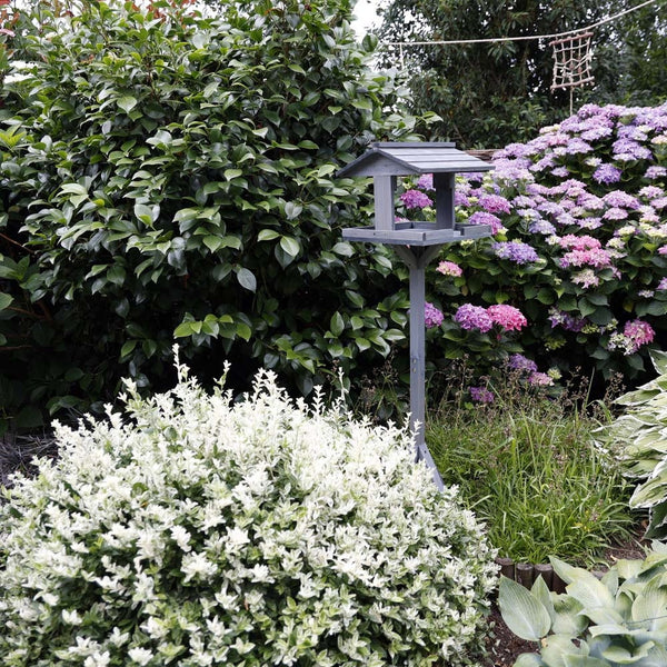 Voederhuis op Paal Garden Paradise Grijs – productfoto