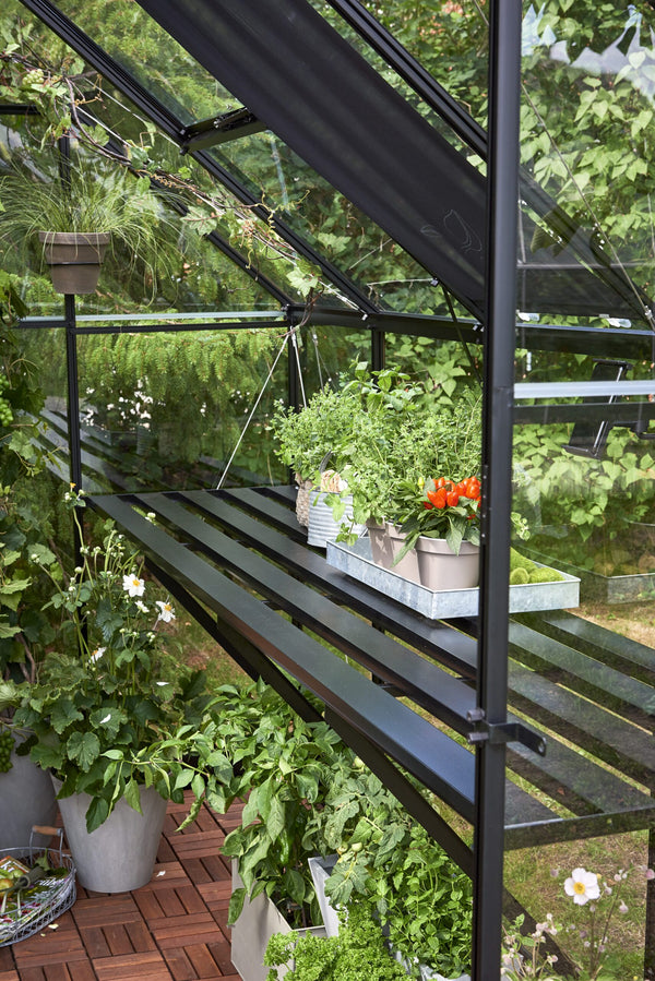 Kweektafel Qube 68 geintegreerd zwart