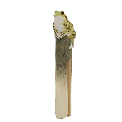 DecoClip Frog wood carving clothespin