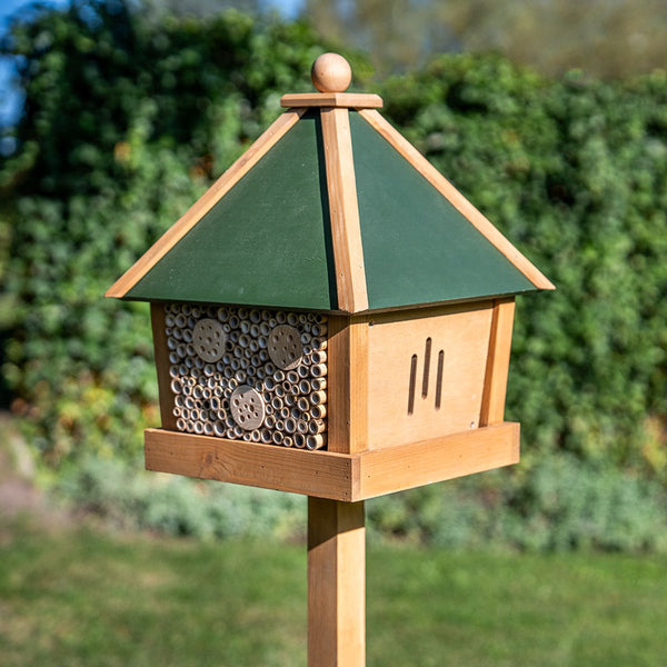 CJ Wildlife Luxe Lipari insectenhotel op paal – Bijenhotel voor tuinbiodiversiteit