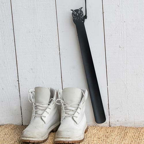 Decobird - Metal shoehorn owl