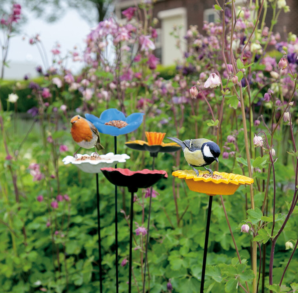 B‑Ten Gift Feeder Stake Vergeet‑me‑niet – Metalen bloemvormige vogelvoeder op paal – 50 cm