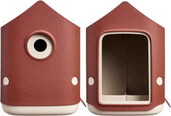 Cosy vogelhuisje en voederhuisje rood naast elkaar