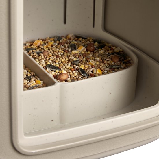 Cosy vogelvoederhuisje beige gevuld met vogelzaad
