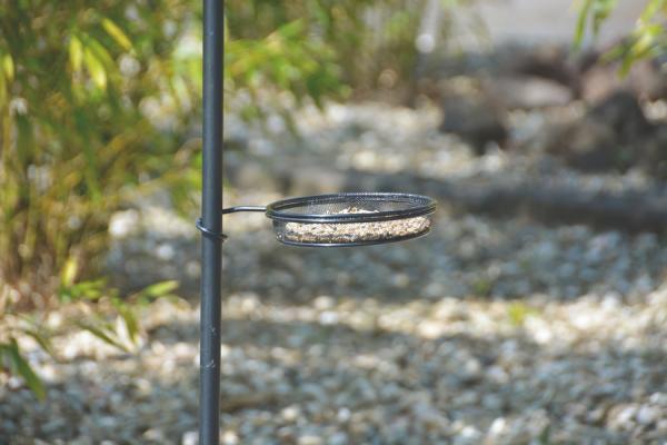 Feeding station L