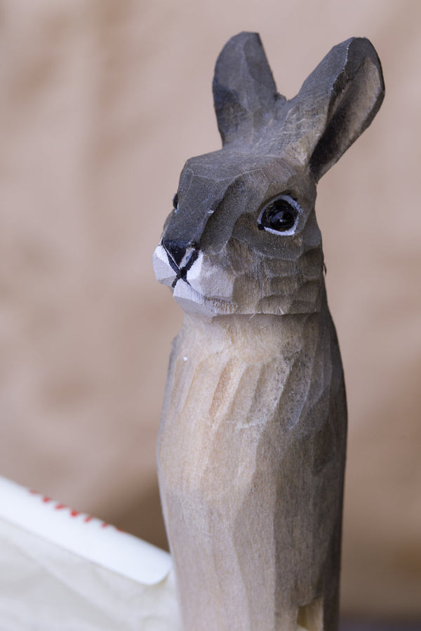 DecoClip Rabbit wood carving clothespin
