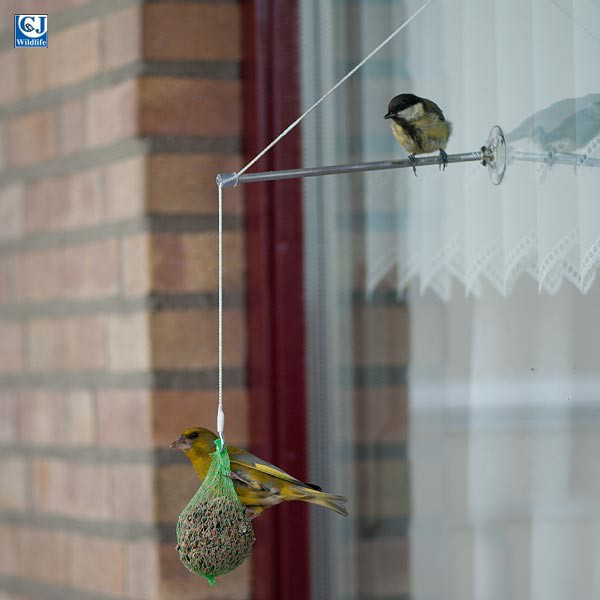 Suspension pour fenêtre avec ventouse BirdSwing – Aluminium | CJ Wildlife